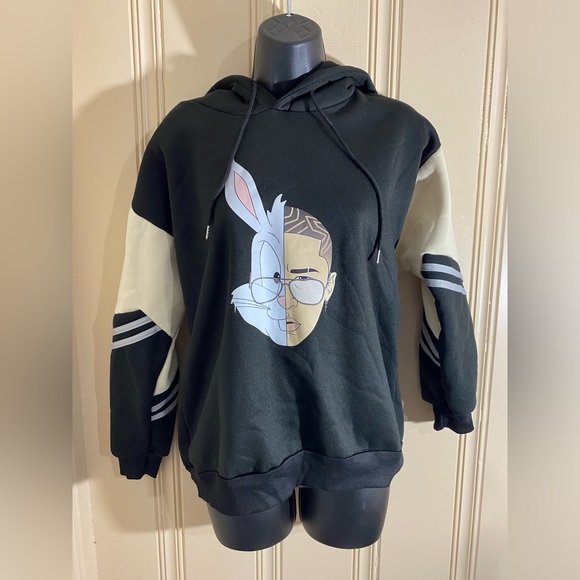 Bad Bunny Hoodie Sweater Size Medium - Picture 1 of 5